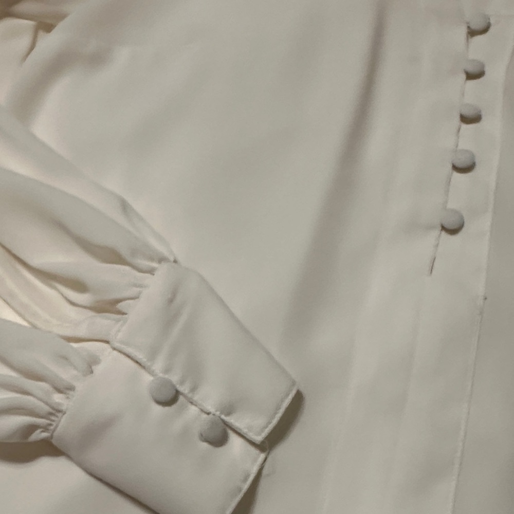 Express Ivory Button-Down Blouse - Picture 3 of 4
